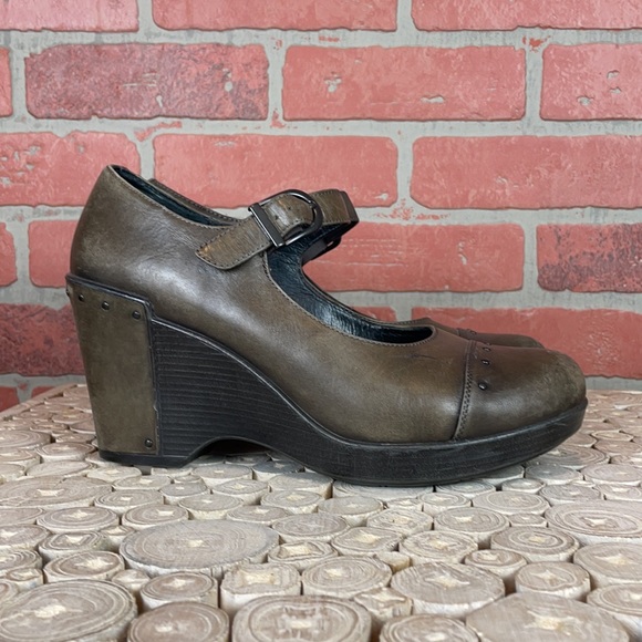 Dansko Fanny Studded Gray and Brown Taupe Maryjane Wedge 9.5 - Picture 4 of 16